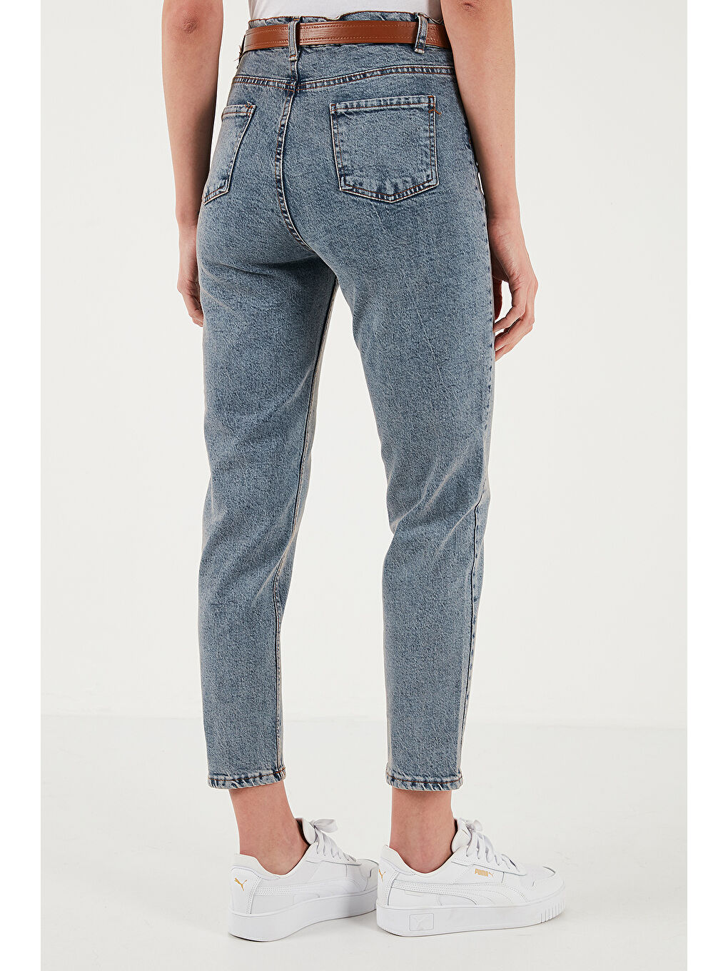 Lela Mavi Pamuklu Standart Fit Yüksek Bel Dar Paça Kemerli Jean Pantolon 668Yp4475 - 5