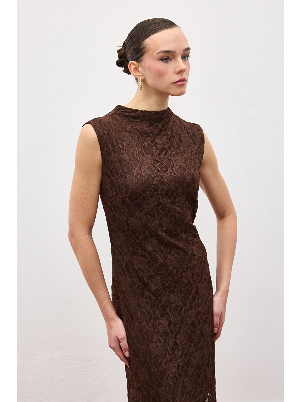 Kahverengi Dantel Kolsuz Elbise - Kahve-5