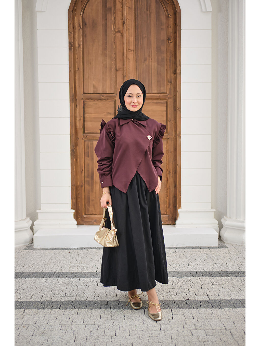 Kadın Kol Büzgülü Broş Detay Gömlek Mürdüm-1