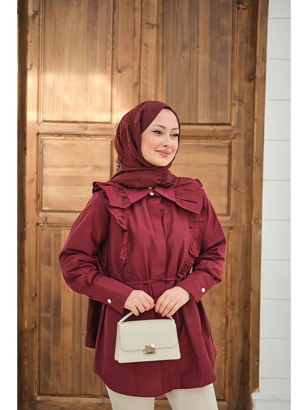 Kadın Yaka Büzgülü Bel Bağlamalı Poplin Gömlek Bordo-4