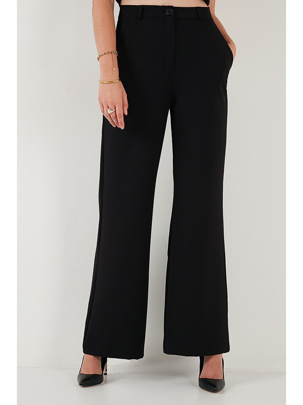 Siyah Wide Leg Orta Yüksek Bel Bol Paça Kadın Kumaş Pantolon 6522974-1