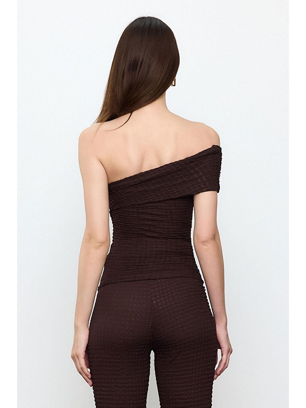 Kahverengi Tek Omuzlu Bürümcük Bluz-3