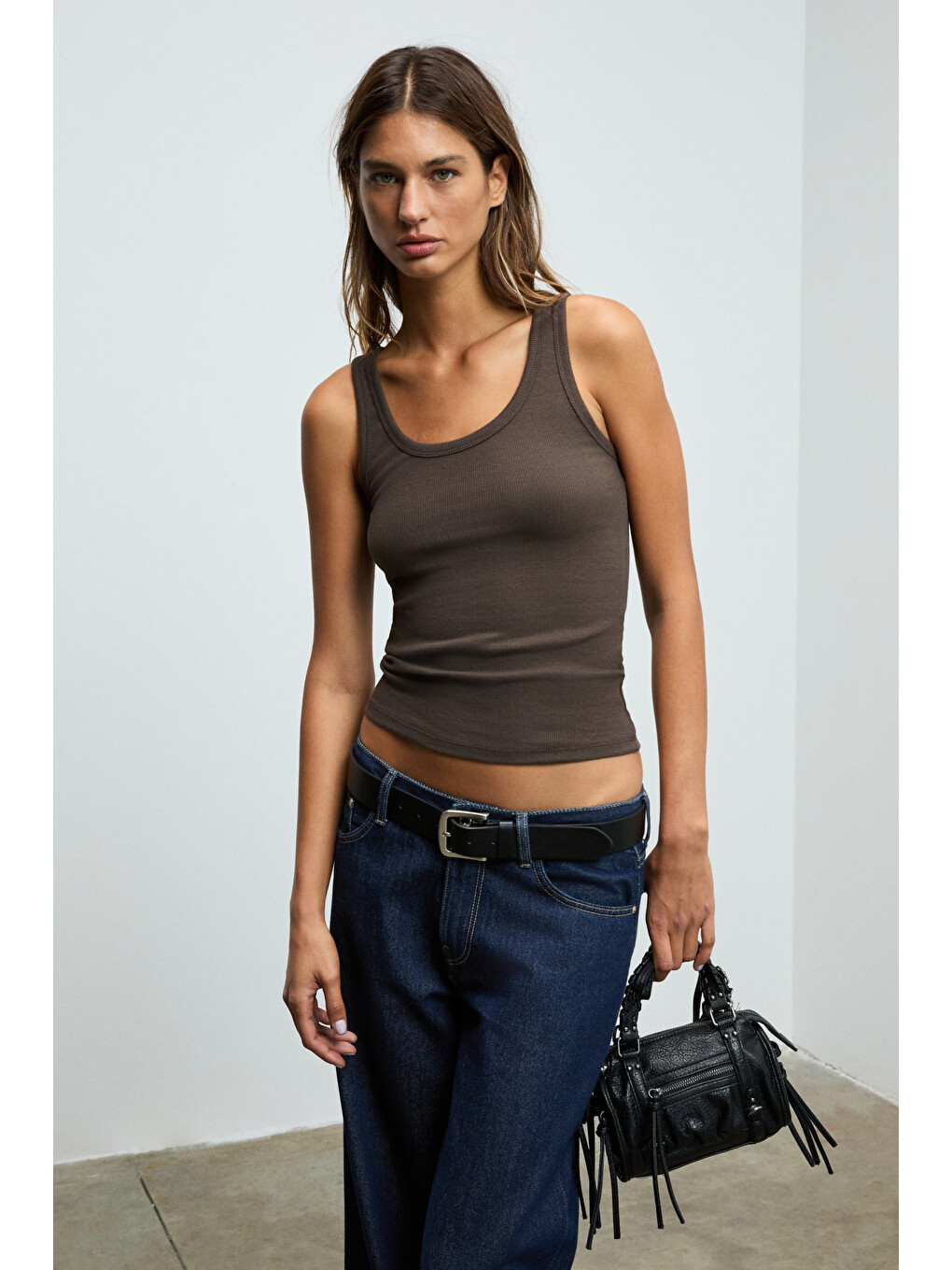 Lıllesol Kadın Fitilli Görünümlü Slim Fit Vücuda Oturan Havuz Yakalı Pamuklu Basic Kahverengi Atlet-1