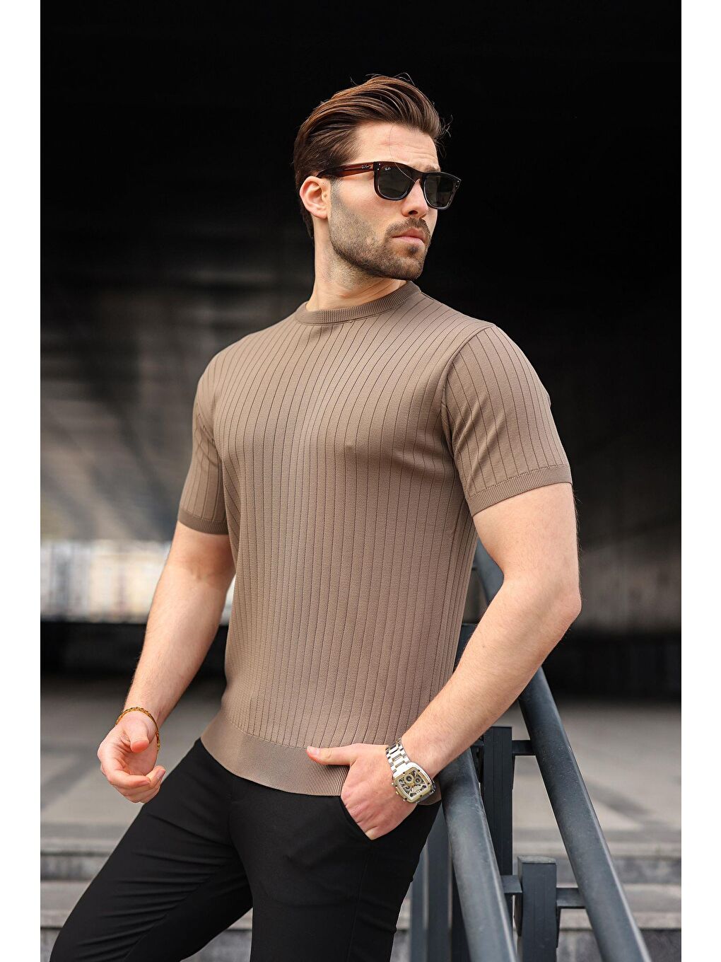 Açık Kahverengi Bisiklet Yaka Triko Erkek Tişört E7460