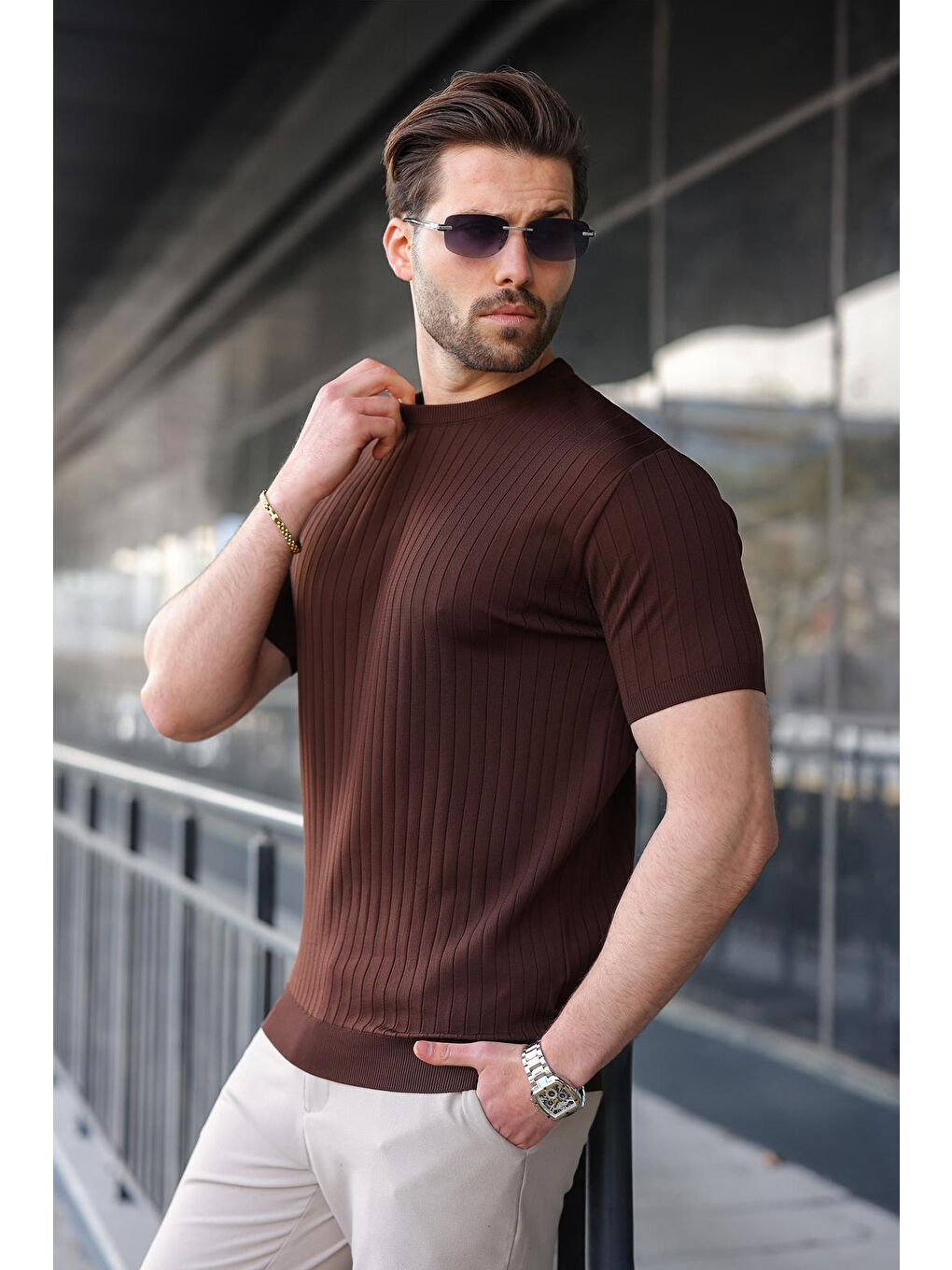 Kahverengi Bisiklet Yaka Triko Erkek Tişört E7460