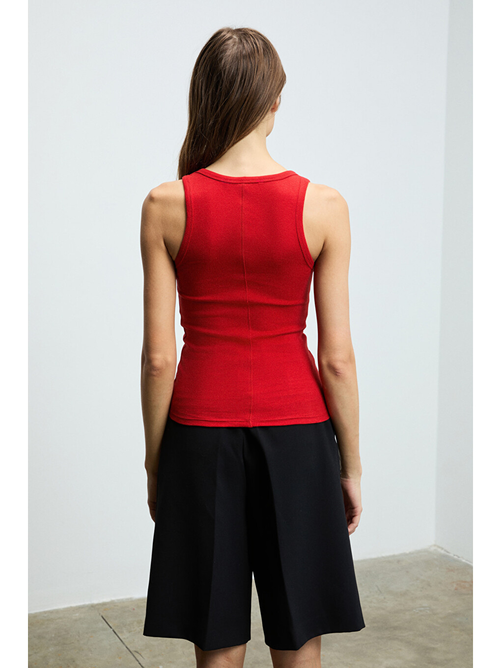 Lıllesol Kadın Fitilli Görünümlü Slim Fit Vücuda Oturan Havuz Yakalı Pamuklu Basic Kırmızı Atlet-5