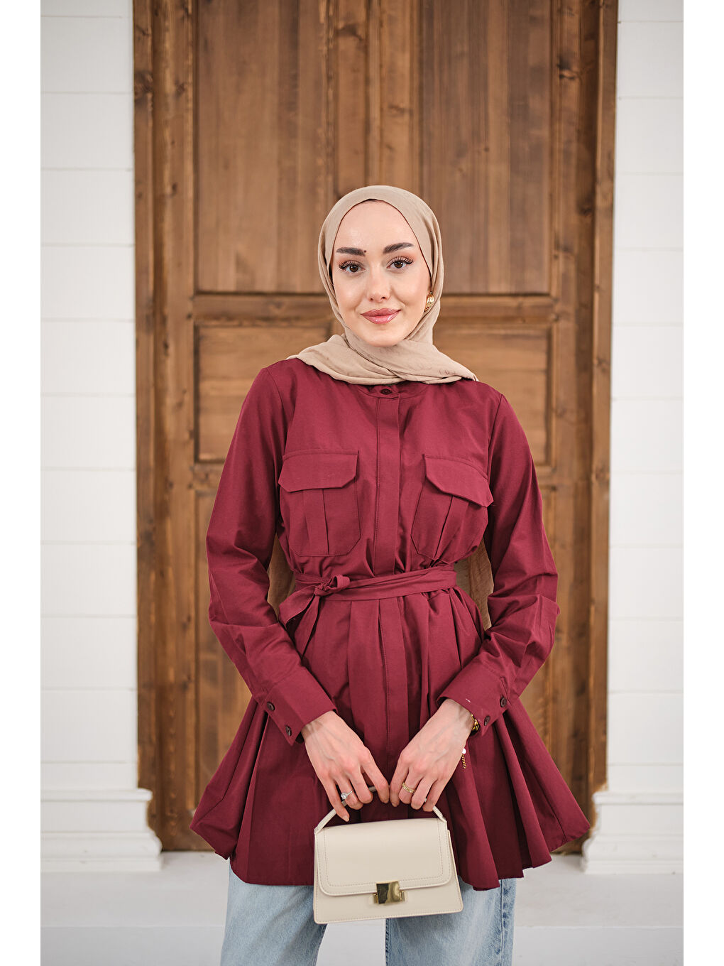 Kadın Çift Cep Detay Gizli Düğmeli Bel Bağlamalı Gömlek Bordo-4
