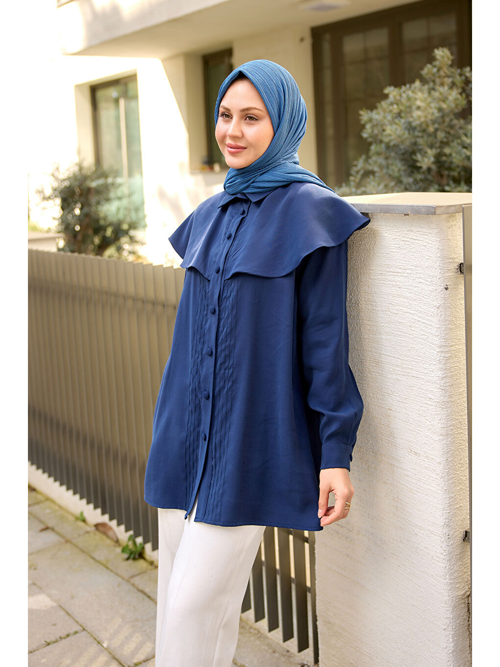 Kadın Süs Dikişli Gömlek Lacivert-1