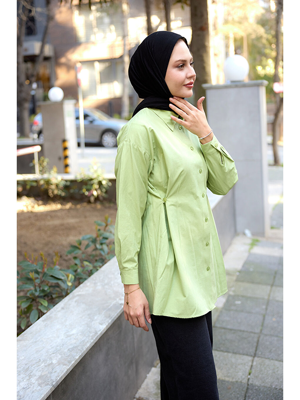 Kadın Yanları Düğme Detaylı Gömlek Yeşil-1