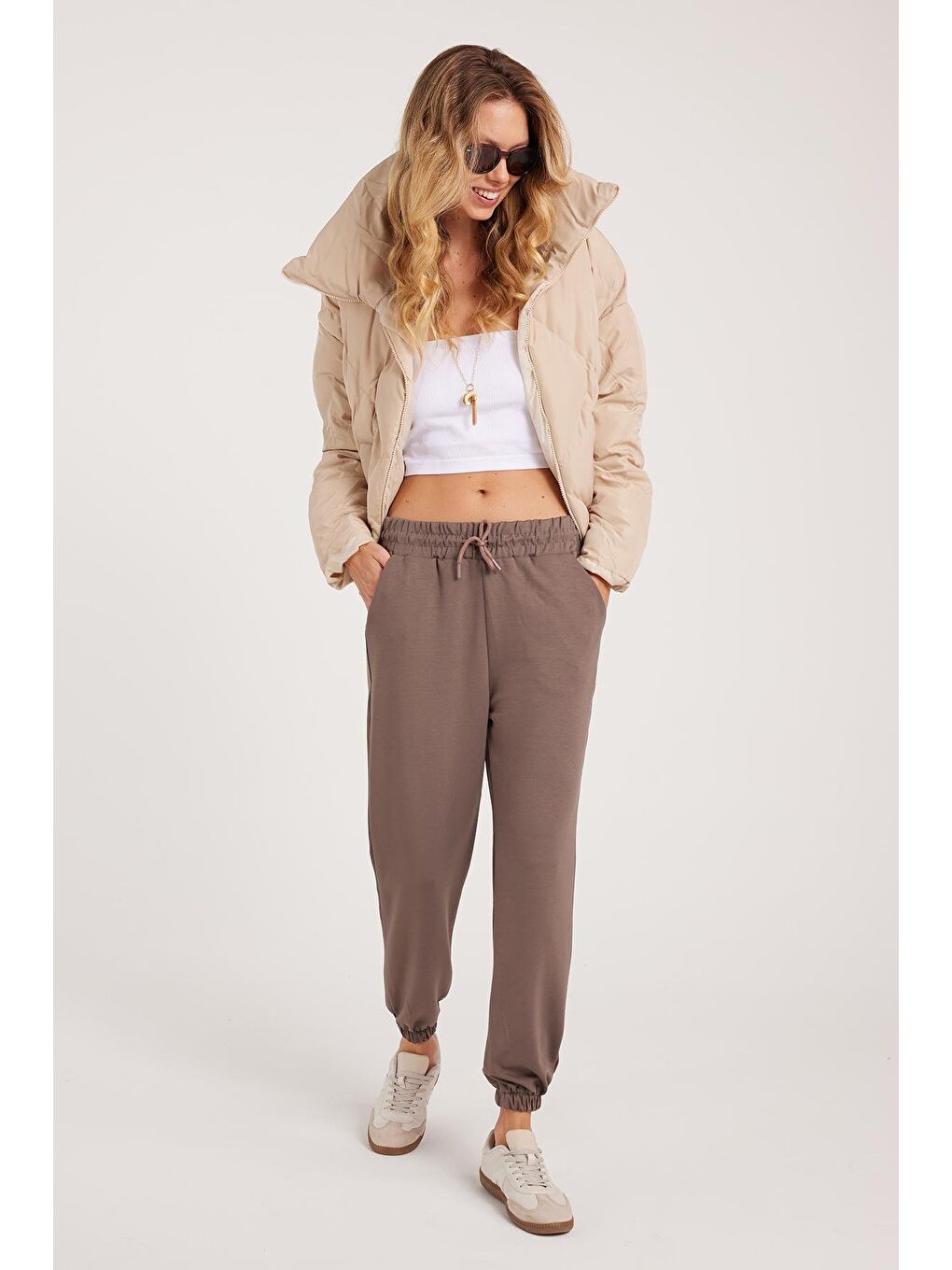 Kahverengi Kadın Relax Fit Rahat Kesim Modal Kumaş Beli Bağlamalı Lastikli Jogger Açık Kahve Eşofman Altı-3