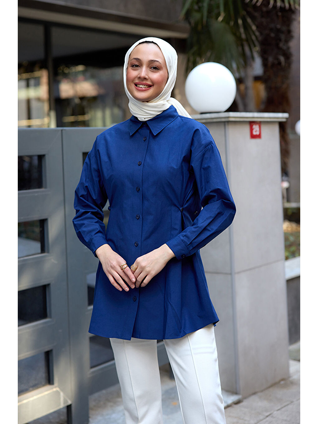 Kadın Yanları Düğme Detaylı Gömlek Lacivert-2