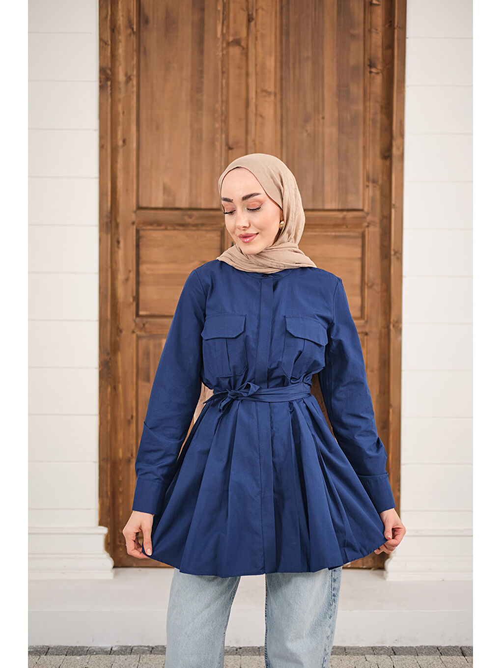 Kadın Çift Cep Detay Gizli Düğmeli Bel Bağlamalı Gömlek Lacivert-1