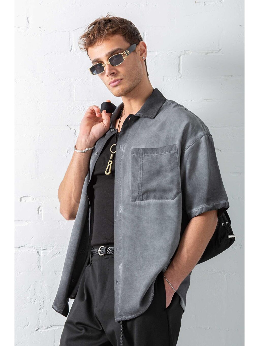 Erkek Yıkamalı Kısa Kollu Oversize %100 Pamuk Gömlek Siyah-3