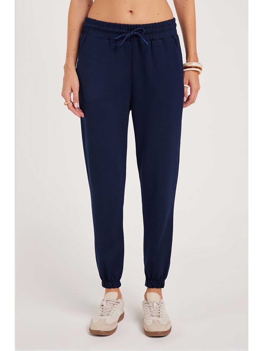 Kadın Relax Fit Rahat Kesim Modal Kumaş Beli Bağlamalı Lastikli Jogger Lacivert Eşofman Altı