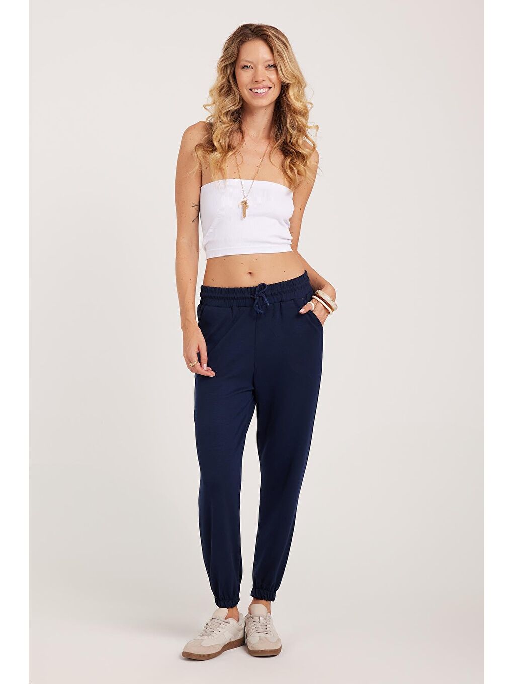 Kadın Relax Fit Rahat Kesim Modal Kumaş Beli Bağlamalı Lastikli Jogger Lacivert Eşofman Altı-1