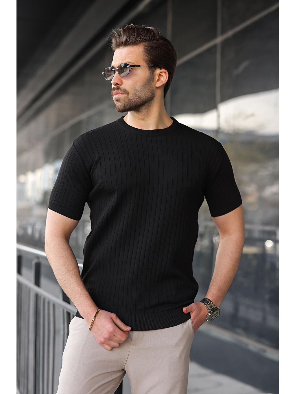 Siyah Bisiklet Yaka Triko Erkek Tişört E7460-1