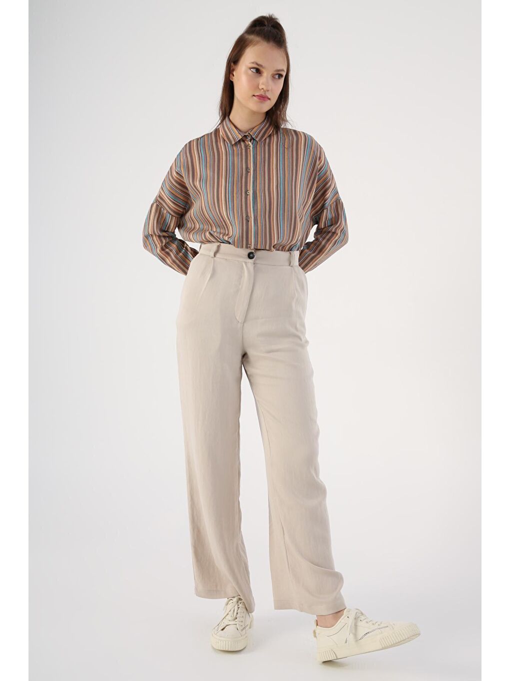 Bej Doğal Kumaş Pileli Palazzo Pantolon