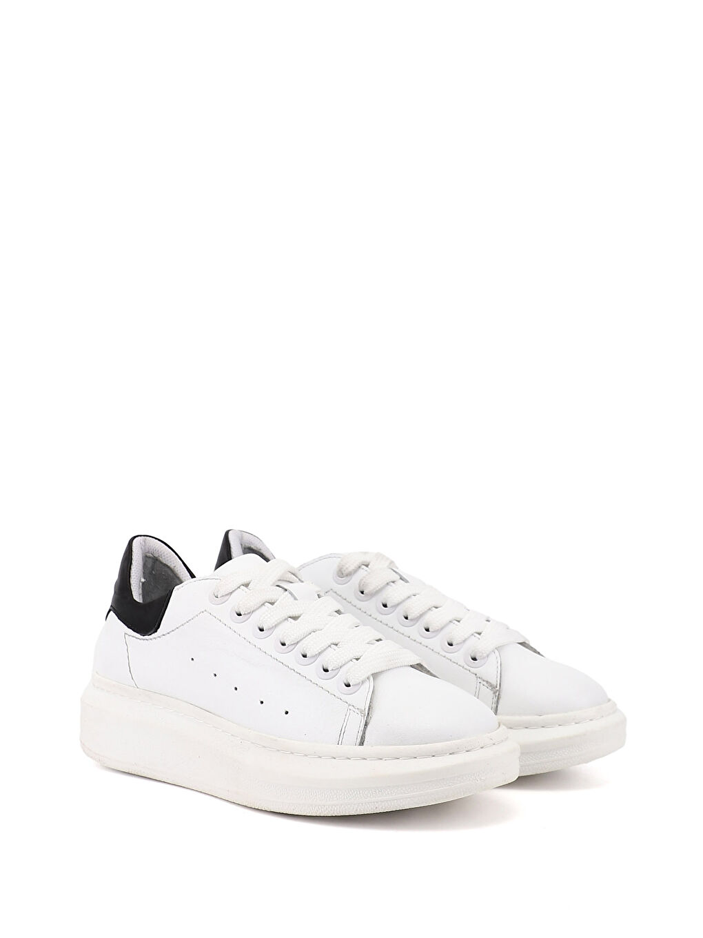 Beyaz Kadın BEYAZ-SİYAH Bağcıklı Dolgu Taban Hakiki Deri Sneaker-1