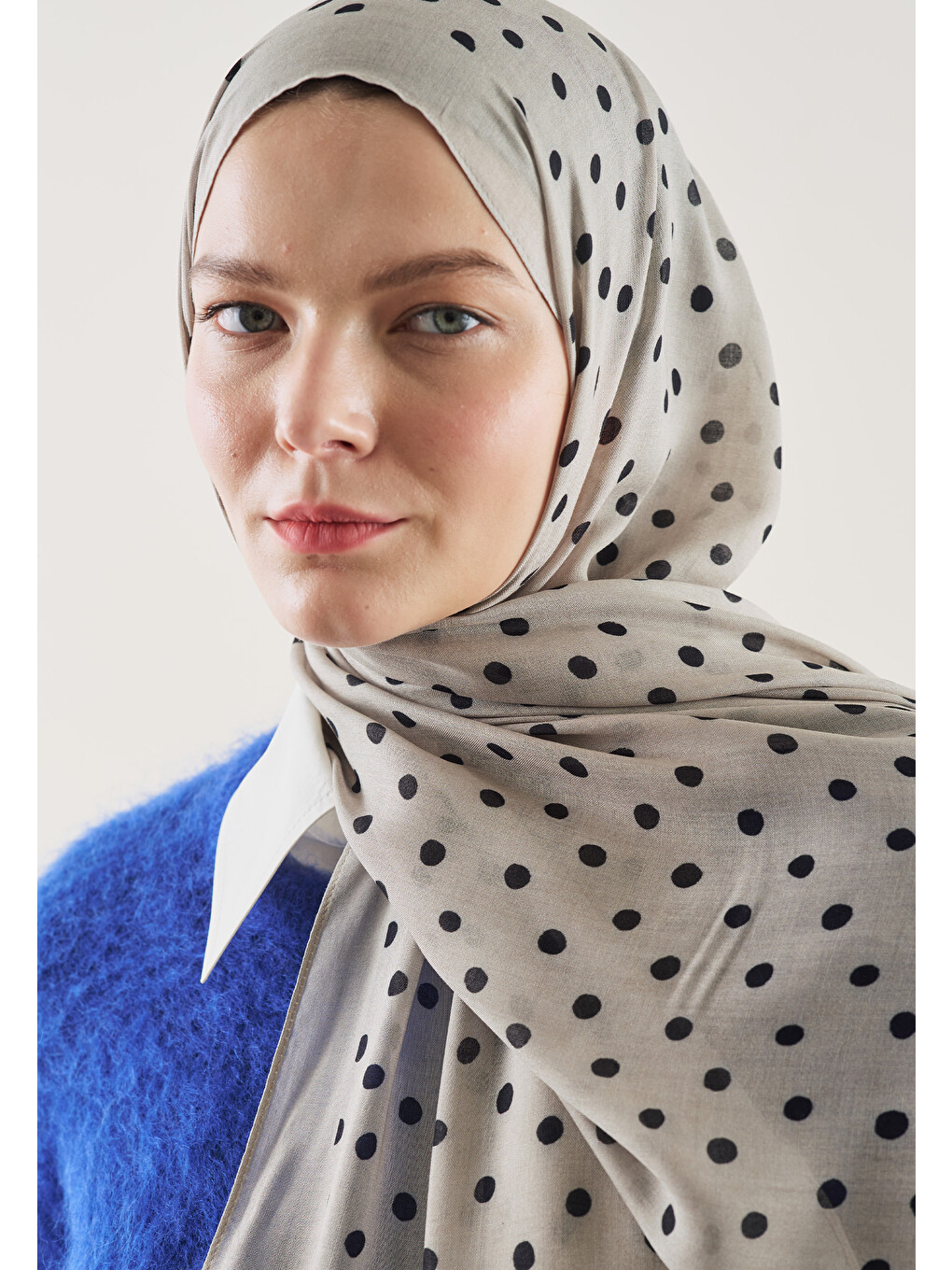 Bej Small Polka Dots Desen Rami Şal Taş-1