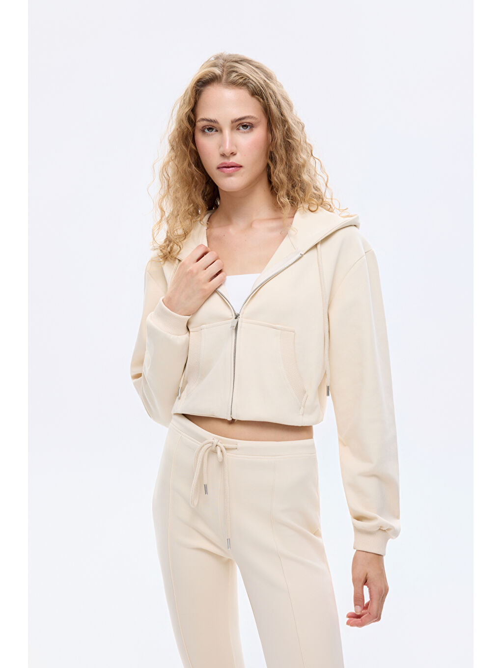 Kapüşonlu Fermuarlı Basic Sweatshirt Bej