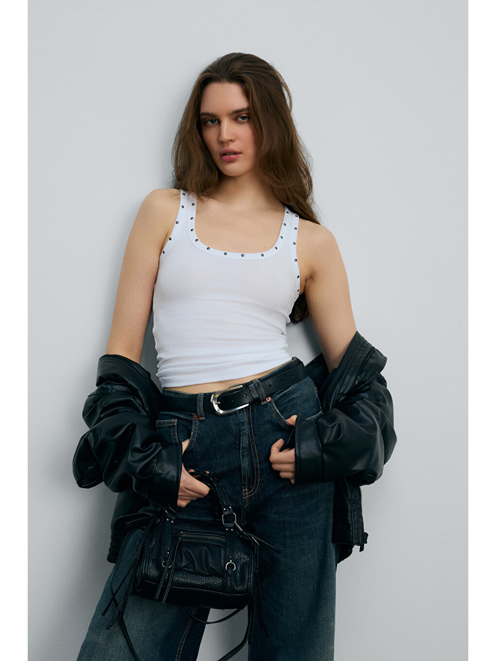Lıllesol Kadın Fitilli Görünümlü Slim Fit Vücuda Oturan Havuz Yakalı Pamuklu Basic Beyaz Atlet-3