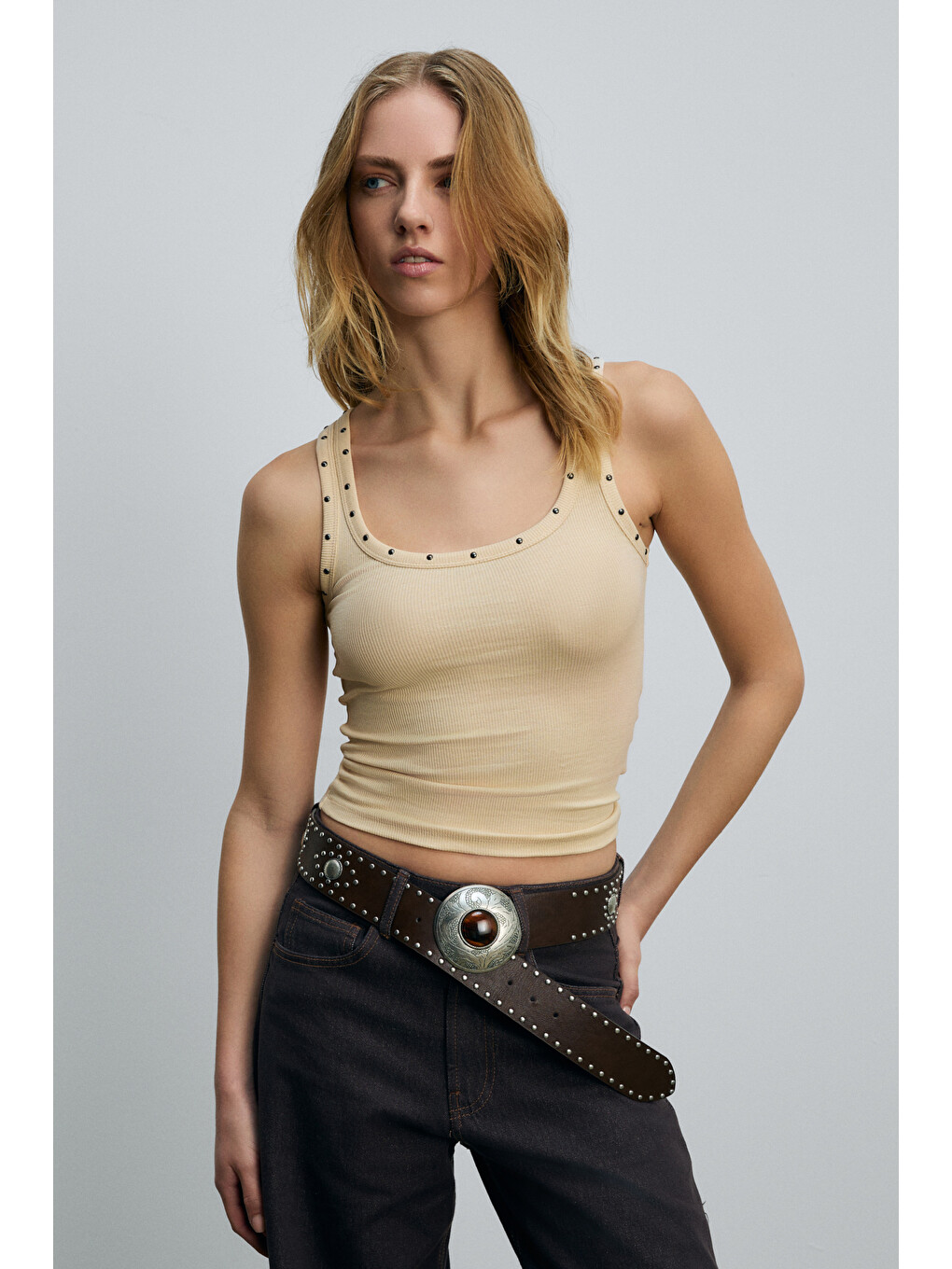 Lıllesol Kadın Fitilli Görünümlü Slim Fit Vücuda Oturan Havuz Yakalı Pamuklu Basic Bej Atlet-4