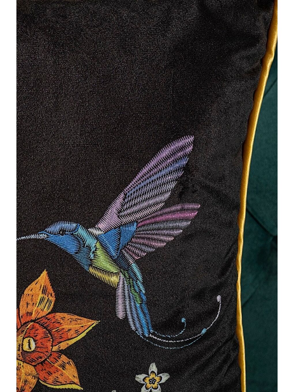 Lüks Kadife 43x43 Cm Kırlent Kılıfı Dekoratif Yumuşak Salon Koltuk Avangart Biyeli Siyah-3