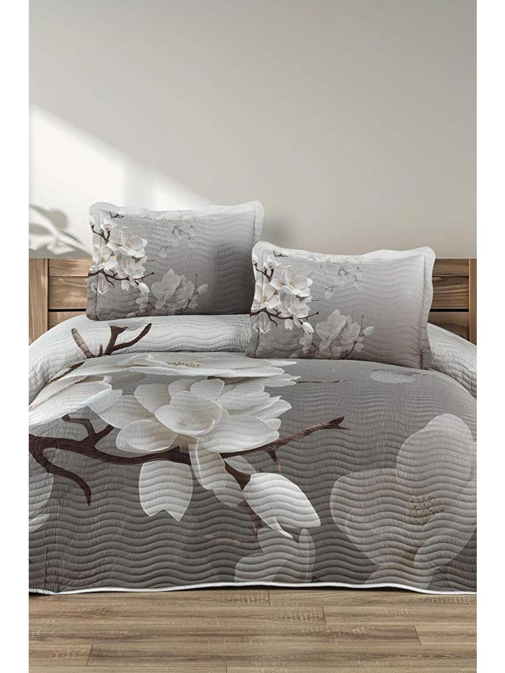 Fiore Baskılı Kapitoneli Çift Kişilik Yatak Örtüsü Gri