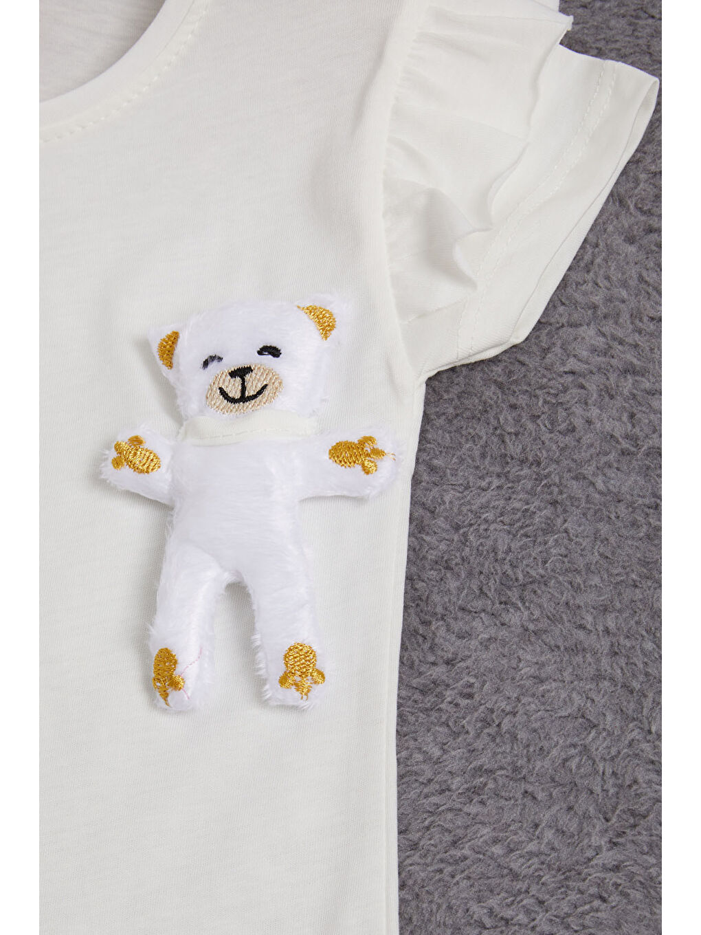 Beyaz Pelüş Ayıcıklı Fırfırlı Kız Çocuk T-shirt 15537-2