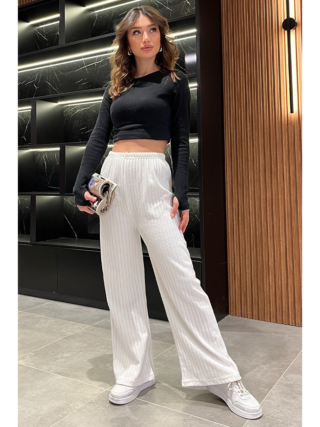 Beyaz Kadın Bol Paça Fitilli Pantolon-1