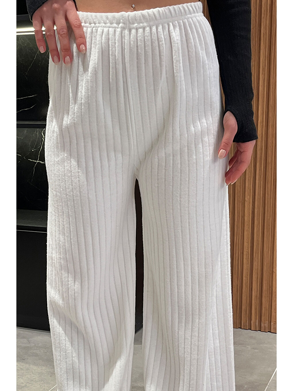 Beyaz Kadın Bol Paça Fitilli Pantolon-2