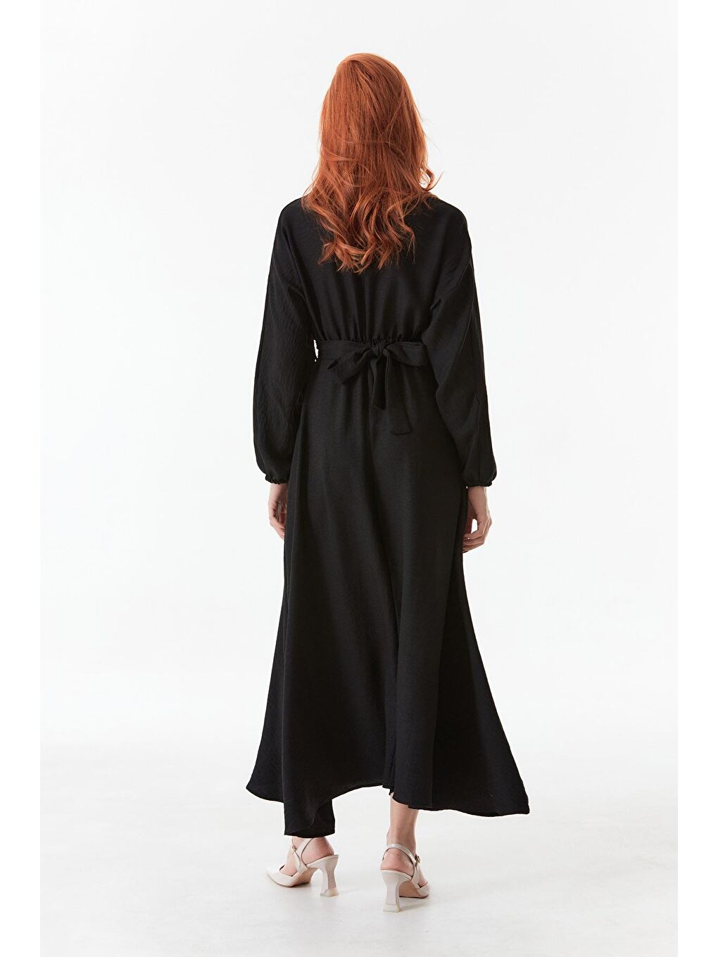 Siyah Kuşaklı Gömlek Yaka Elbise-4