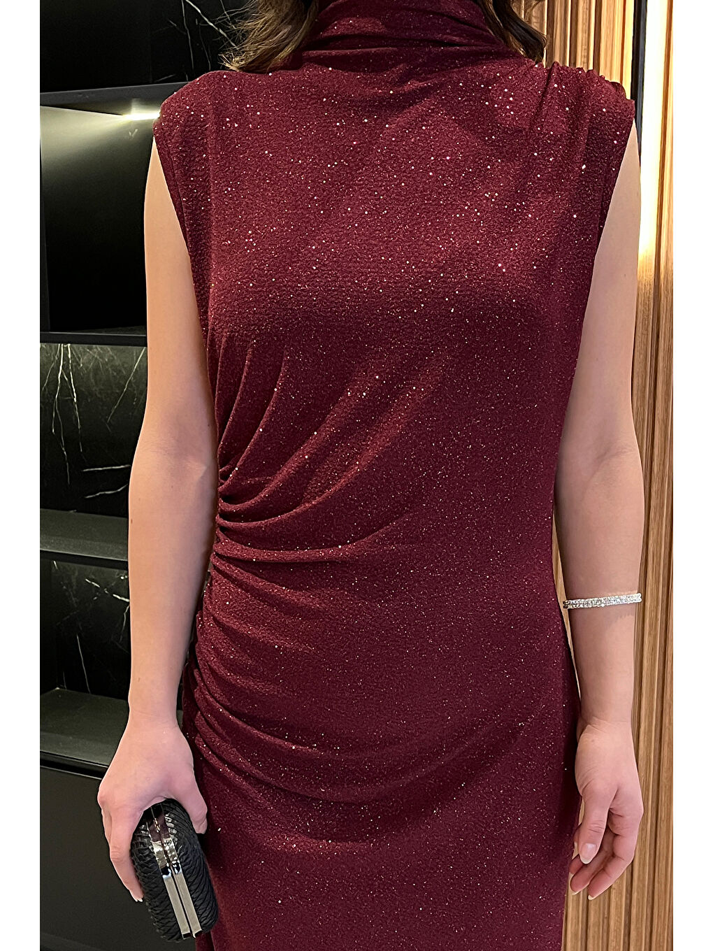 Bordo Sim Detaylı Drapeli Abiye Elbise-2