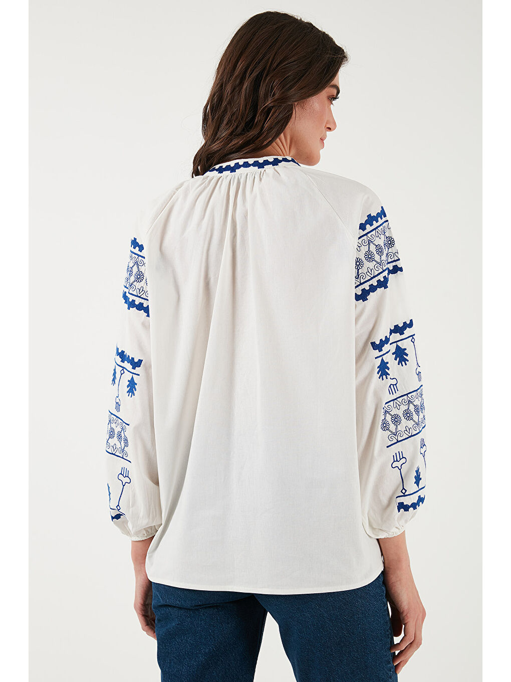Lela Ekru Nakış İşlemeli Pamuklu Oversize Fit Bağlamalı V Yaka Bluz 676271 - 6
