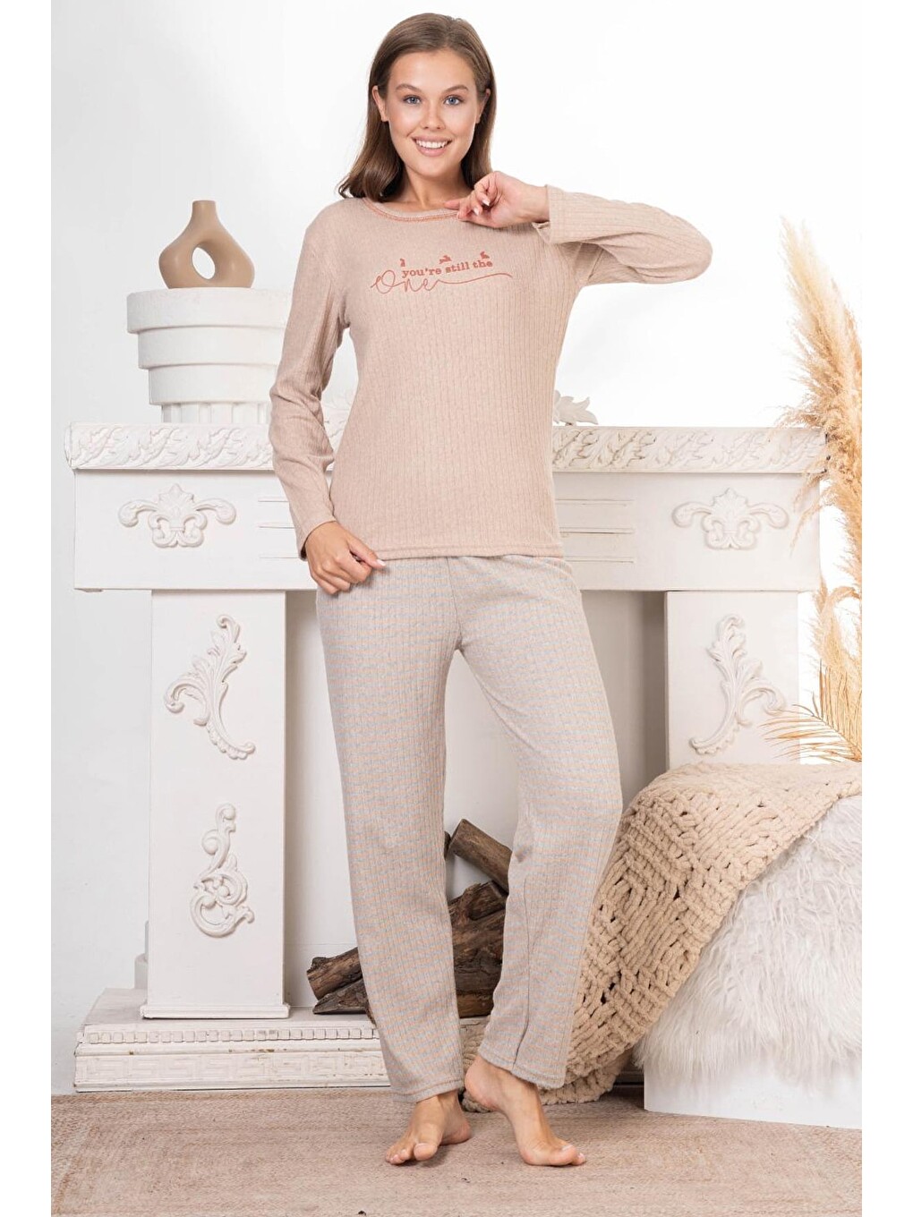 Bej Perfect Bisiklet Yaka Pijama Takımı