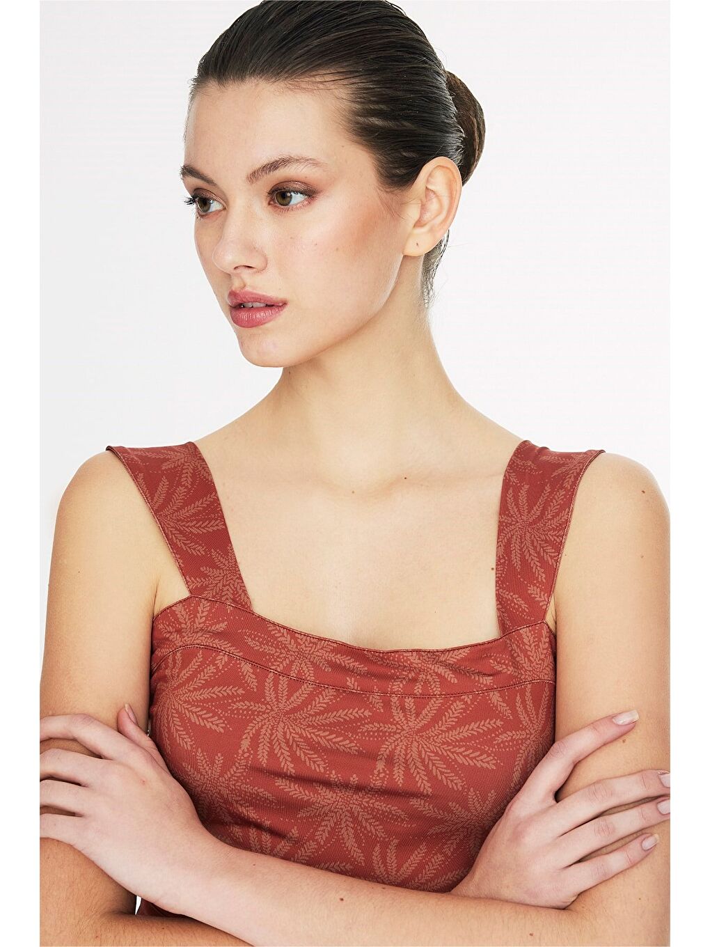 Kahverengi Vaha Koleksiyonu Tulum Ve Etekli Kiremit Renk 3 Parça Yarı Kapalı Mayo Takımı 6031-8