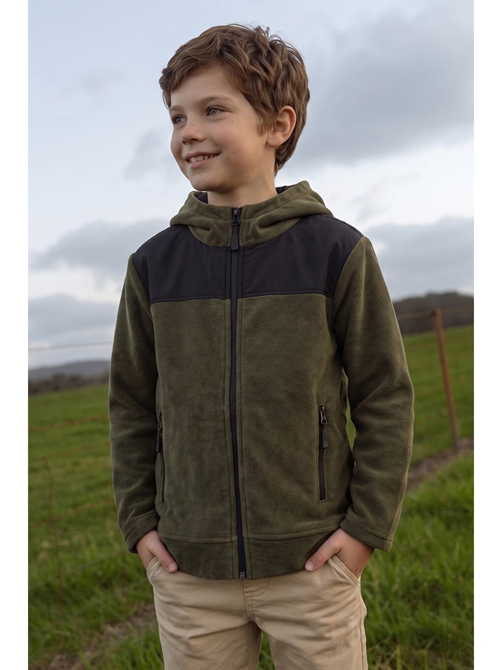 Haki Paraşüt Kumaş Detaylı Kapüşonlu Polar Erkek Çocuk Sweatshirt