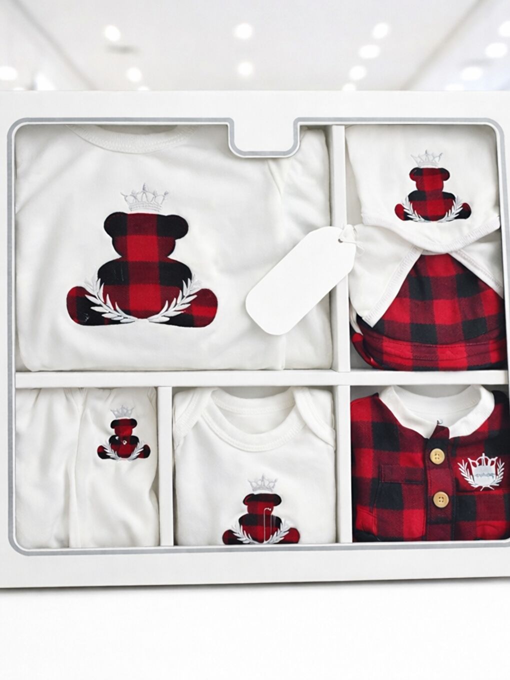 Lacivert Erkek Bebek Kasketli Taçlı Ayılı Kutulu 10lu Hastane Çıkış Seti Pamuklu Hediyelik Yelekli-1