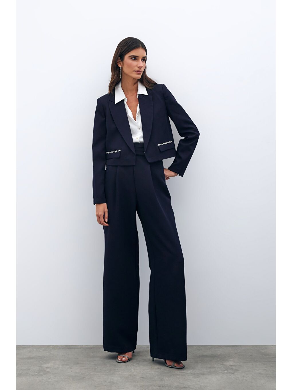 Cep Taş Detaylı Kısa Ceket - Lacivert-1