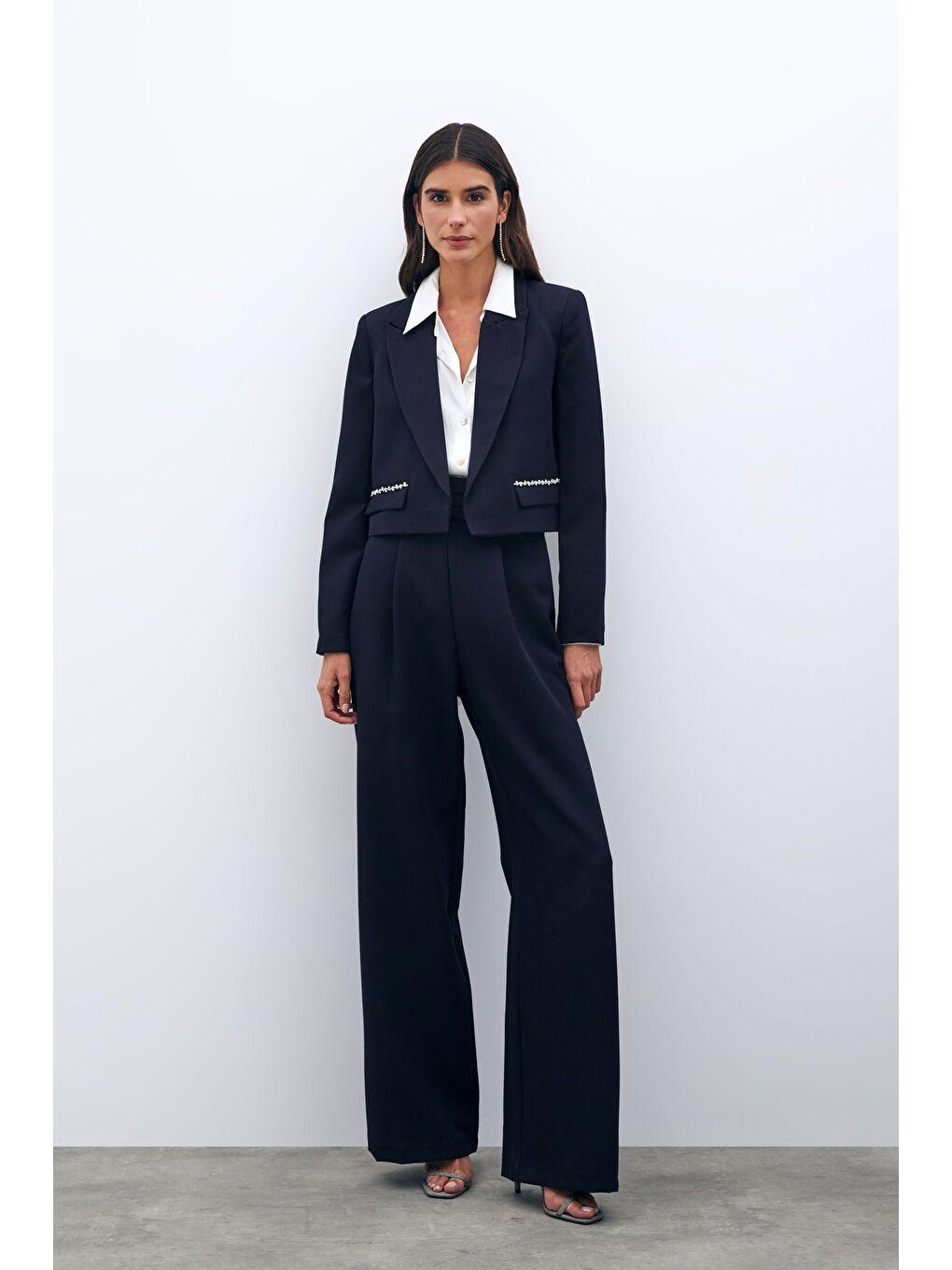 Cep Taş Detaylı Kısa Ceket - Lacivert-3