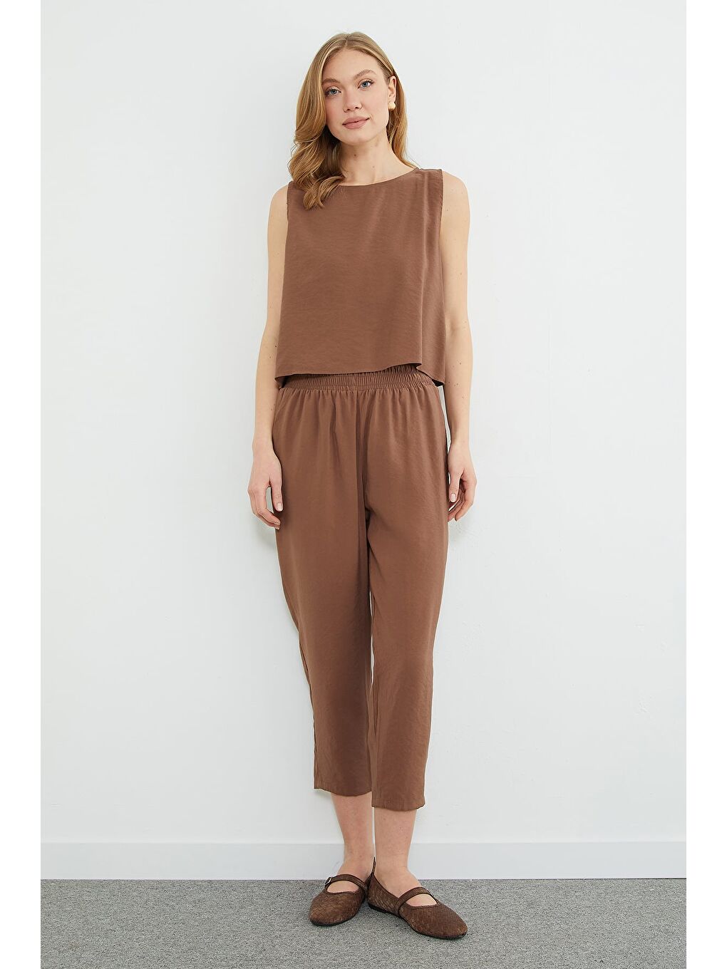 Bej Basic Beli Lastikli Salaş 2 Li Takım