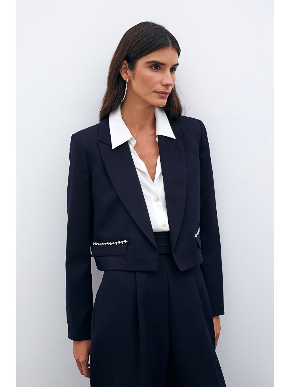 Cep Taş Detaylı Kısa Ceket - Lacivert-6