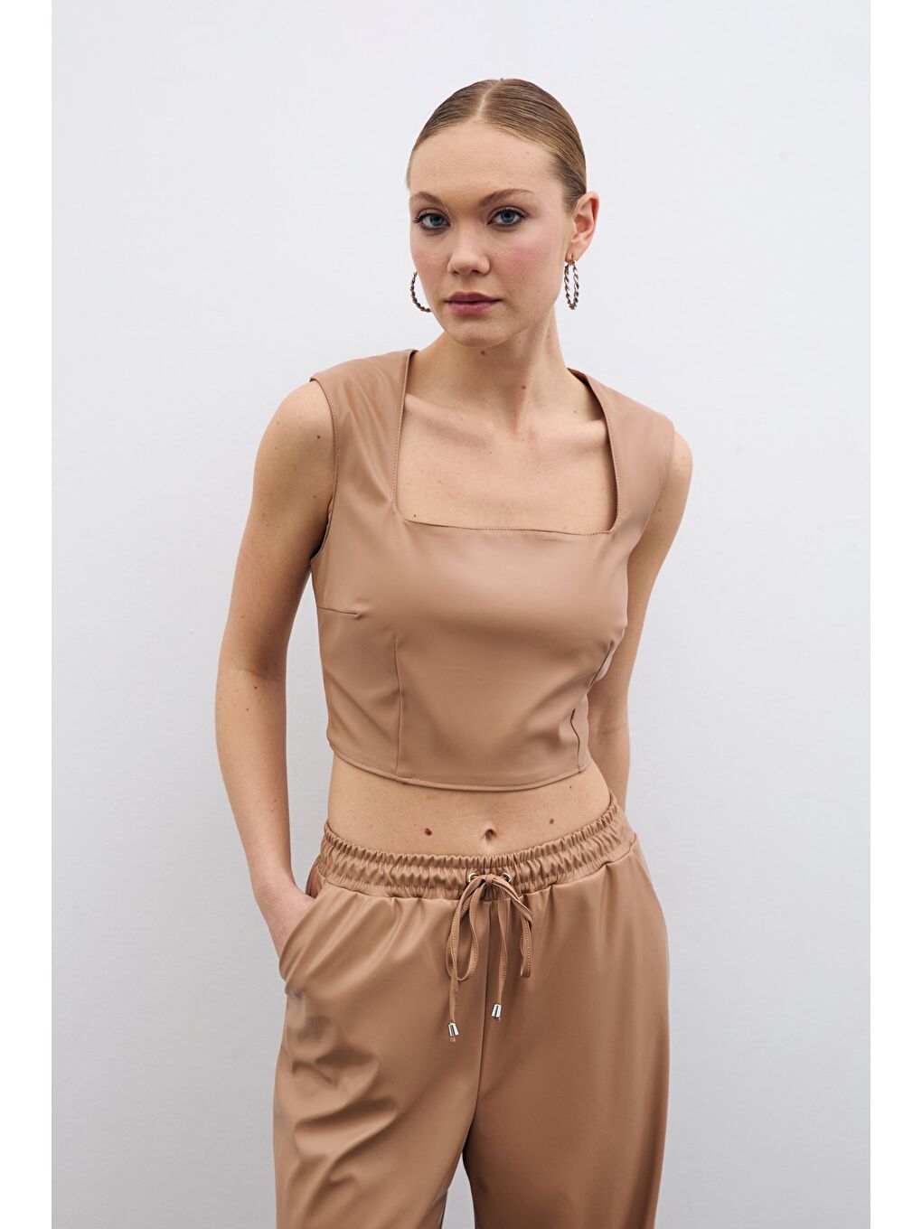 Kare Yaka Deri Crop - Bej-1