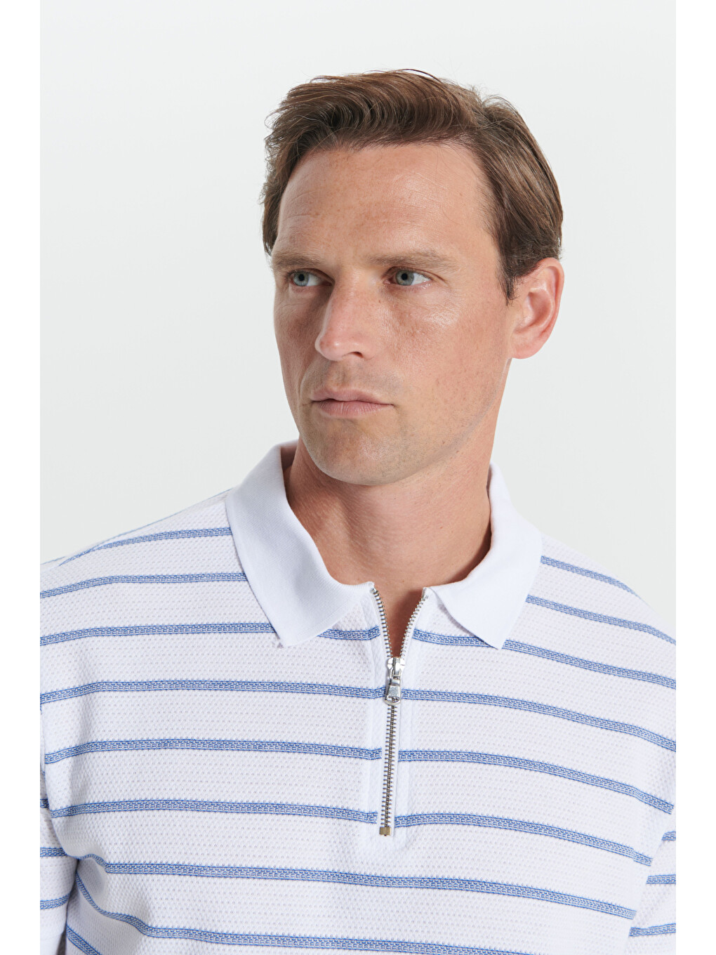 Erkek Beyaz-lacivert Slim Fit Dar Kesim Pamuklu Çizgili Polo Yaka Tişört-3