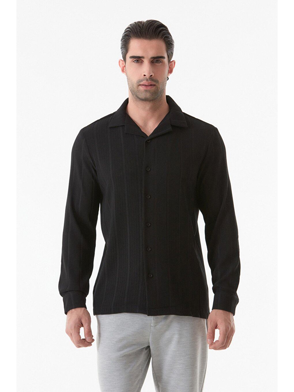 Siyah Fitilli Uzun Kollu Gömlek