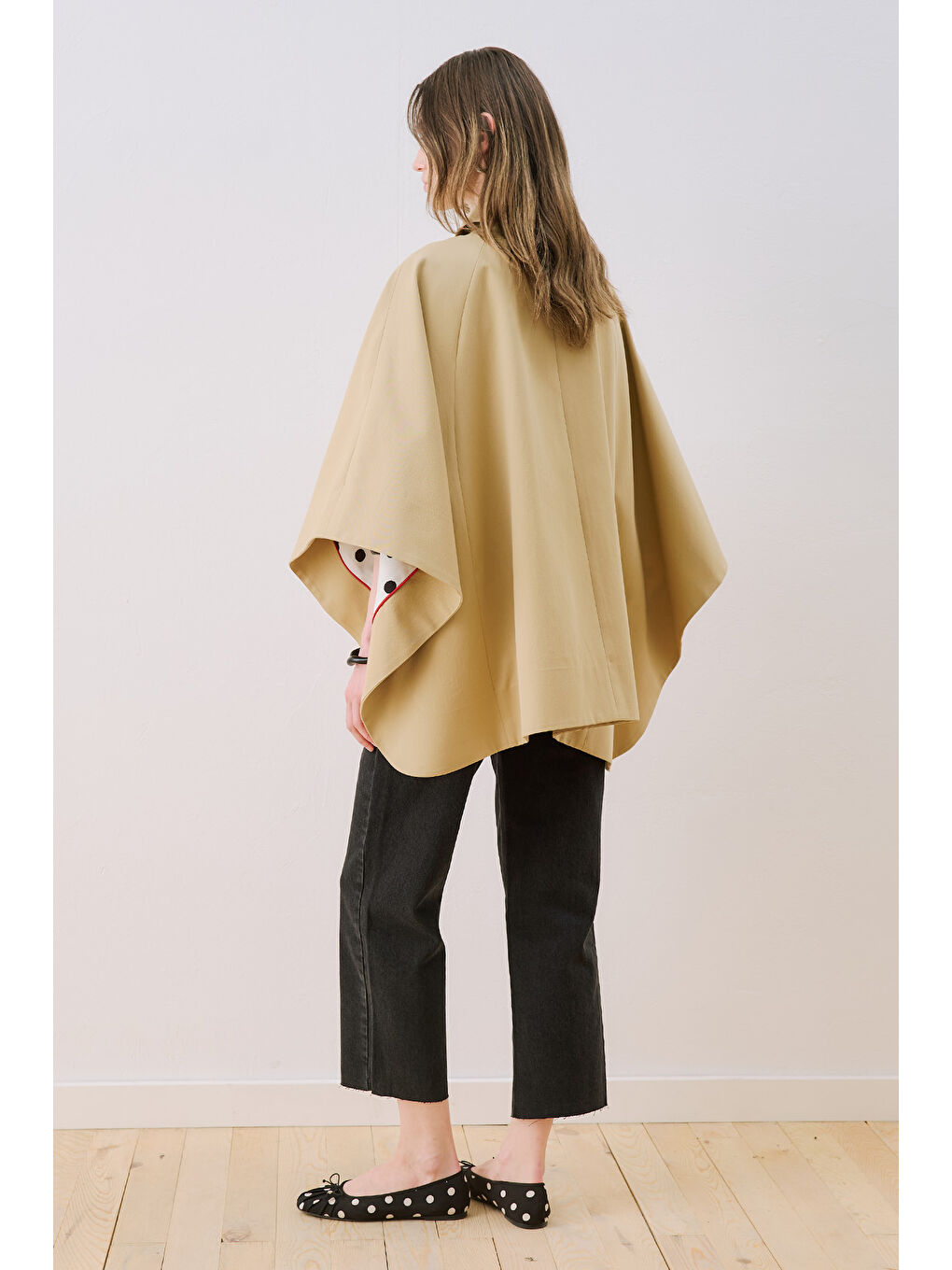 Kahverengi Geniş Yakalı Pelerin Ceket Camel-6
