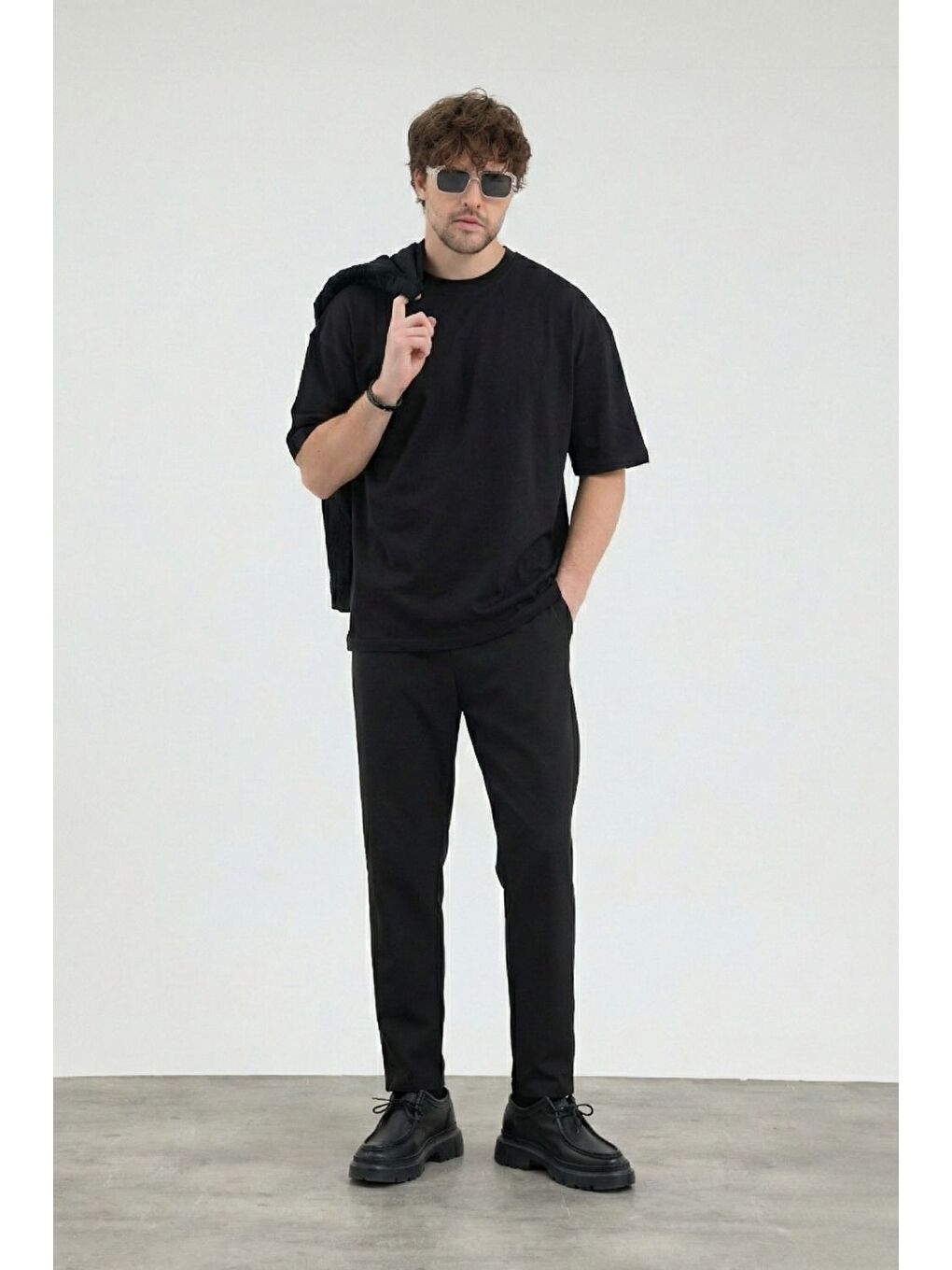 Erkek Chill Boxy Premium Siyah T-Shirt-4