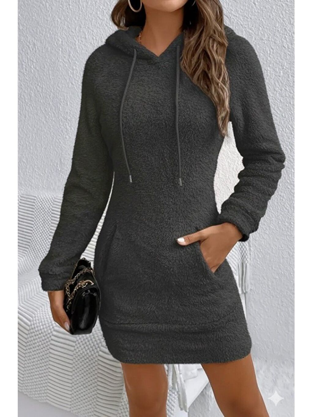 Gri Kadın Uzun Kollu Kapüşonlu Cepli Mini Pelüş Elbise-3