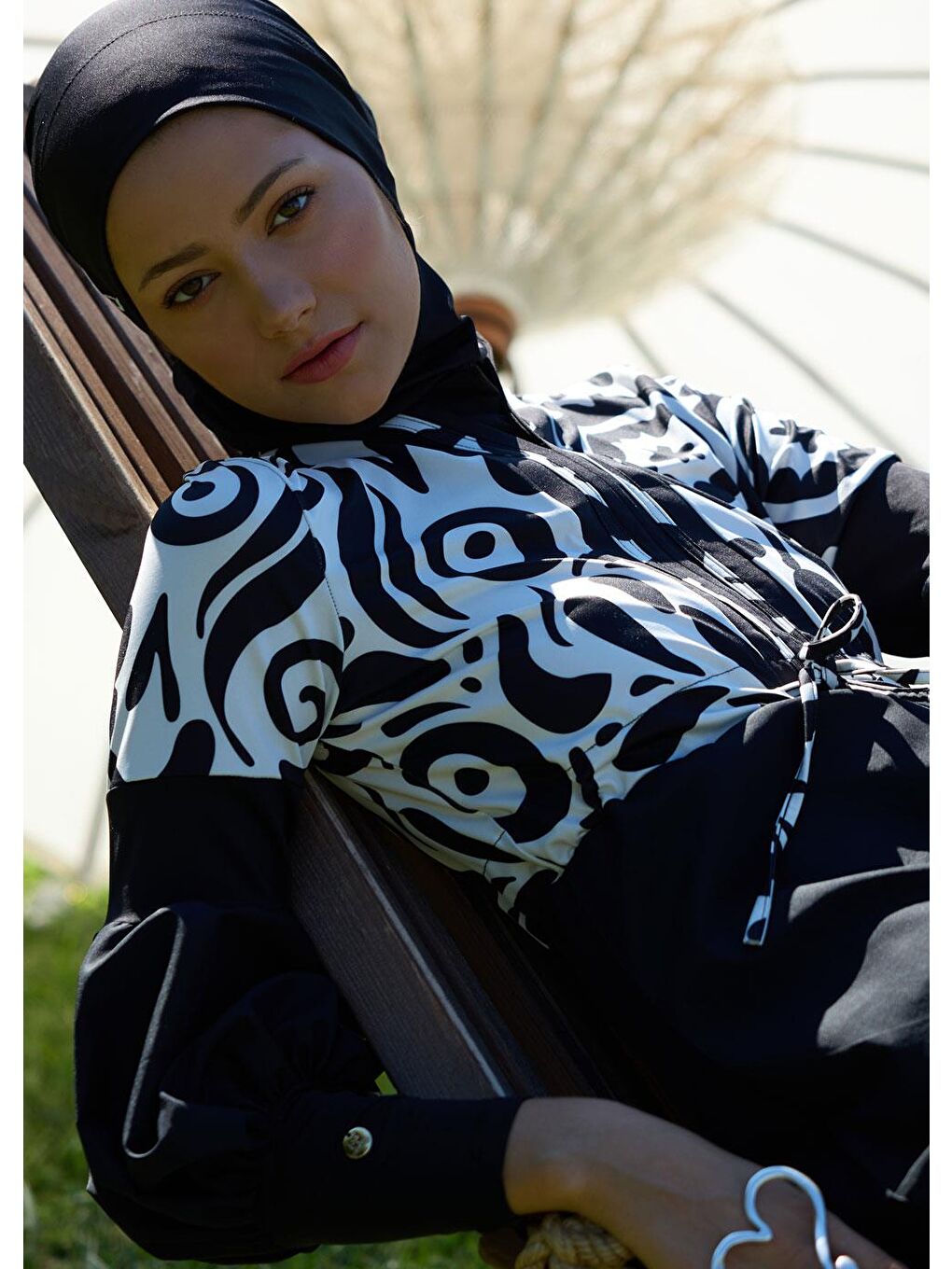 Siyah Tarz-ı Asil Tasarım Tesettür Mayo-4