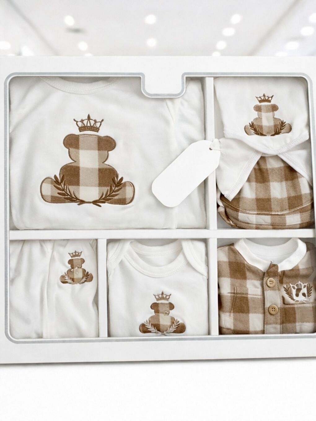 Kahverengi Erkek Bebek Kasketli Taçlı Ayılı Kutulu 10lu Hastane Çıkış Seti Pamuklu Hediyelik Yelekli-1